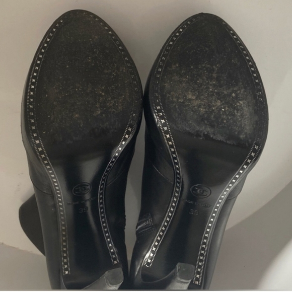 Chanel Black Leather Booties. - Picture 5 of 5